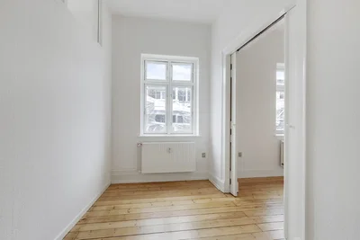 Lys og rummelig 4-værelses med karnap, altan og parkering – husdyr tilladt - Torvet, Horsens - 4