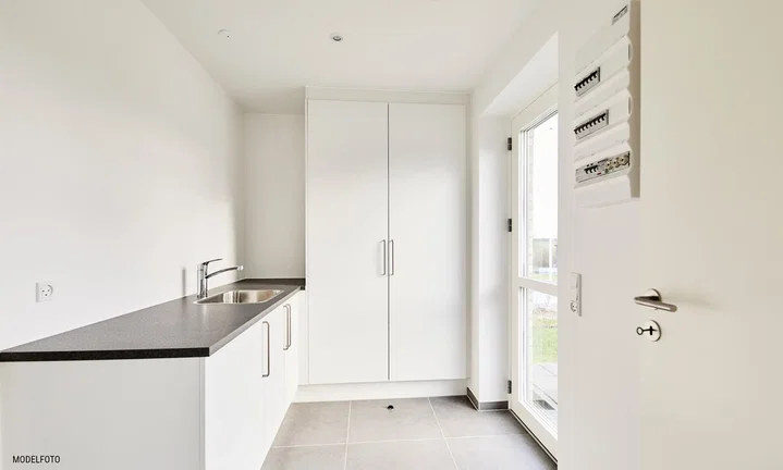 Lyst og moderne 4-værelses rækkehus i Nr. Lyndelse - Marievej, Årslev - 0