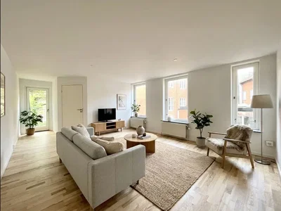 Lys og delevenlig 3-værelses på 99 m2 med altan/terrasse, parkering og husdyr tilladt - Jernbanegade, Kolding - 1