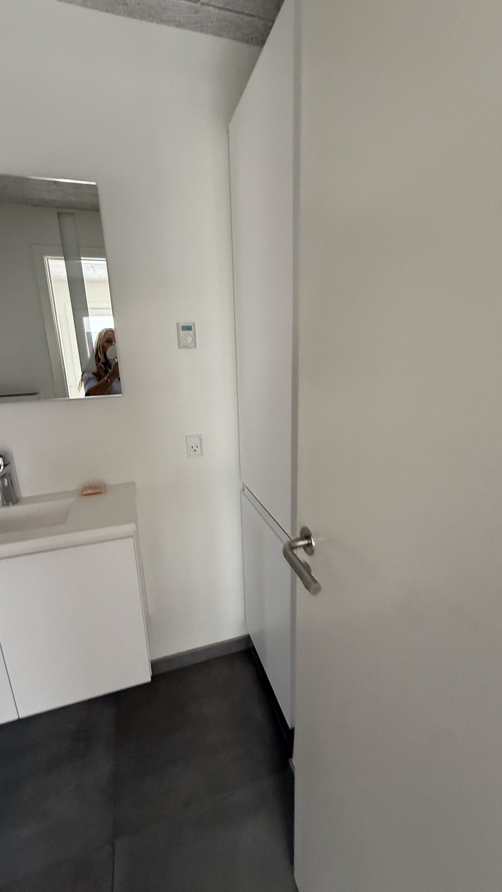house Rummelig villa med kælder i rolige omgivelser