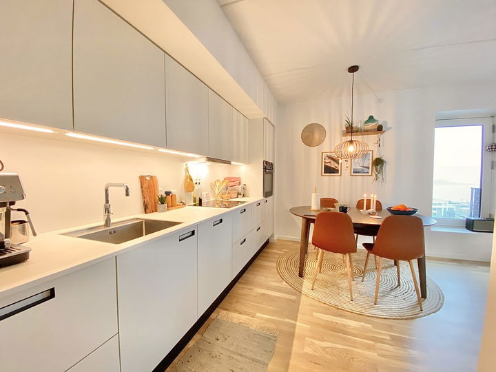 Bright One-Bedroom Apartment with Fjord Views and Large Balcony - Østre Havnepark, Aalborg - 0