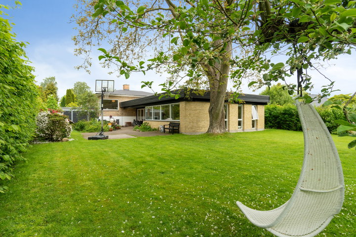 Familievenligt hus med stor have nær Furesøen - Frederiksdalsvej, Virum - 0