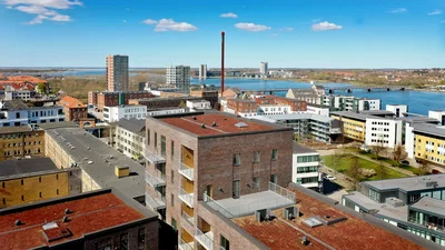 Skøn 4-værelses lejlighed med altan i AstaHus - Strandvejen, Aalborg - 1