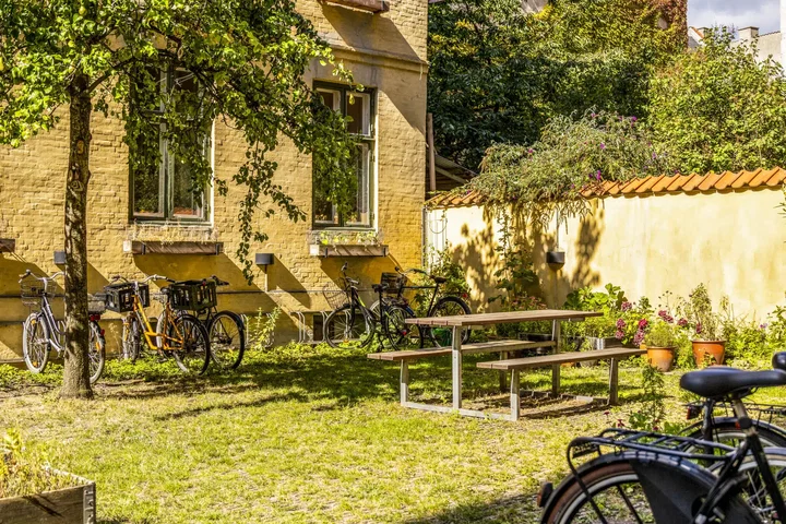 Rummelig citylejlighed med grøn gård i København V - Viktoriagade, København V - 0