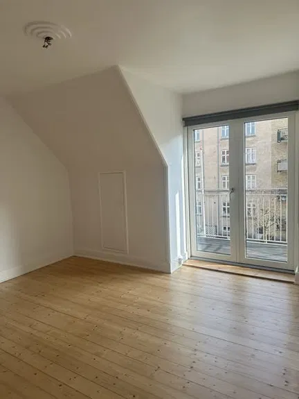 apartment TWO-BEDROOM APARTMENT WITH BALCONY IN VESTBYEN!