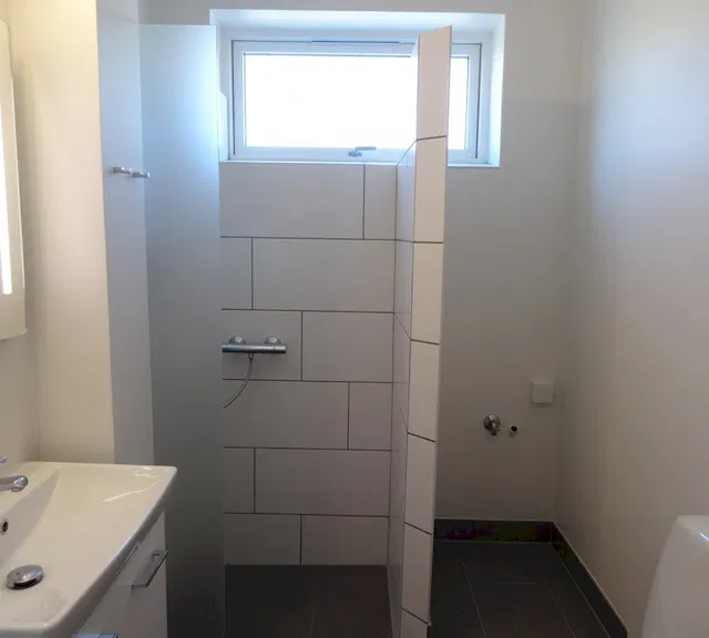 apartment Lys 3-værelses lejlighed med altan