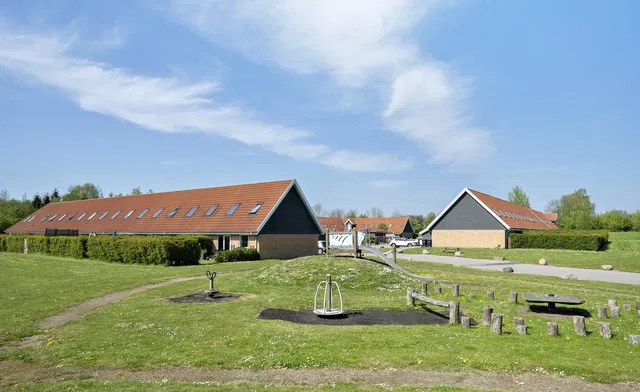 townhouse Lyst 3-værelses rækkehus med privat have i Odense SØ