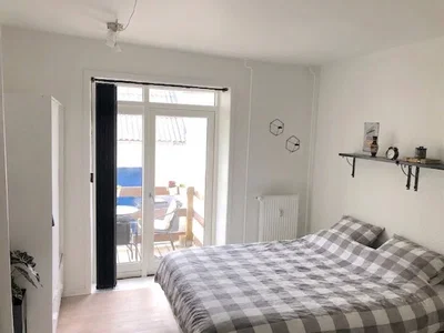 Lys 2-værelses på 69 m2 med altan og klassiske detaljer - Dalgasgade, Aalborg - 4