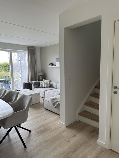 Lyst 4-værelses rækkehus med have og carport i Hasselager - Hasselager Stationsvej, Hasselager - 2