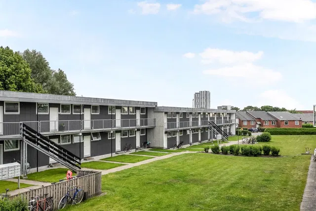 apartment Lys og budgetvenlig 2-vær. tæt på Aalborg C, bus og tog