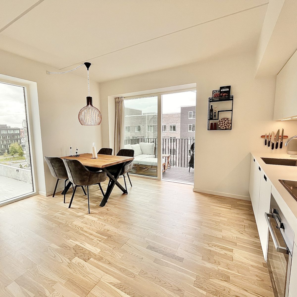 apartment Lys 2-værelses lejlighed på 57 m² i Aalborg