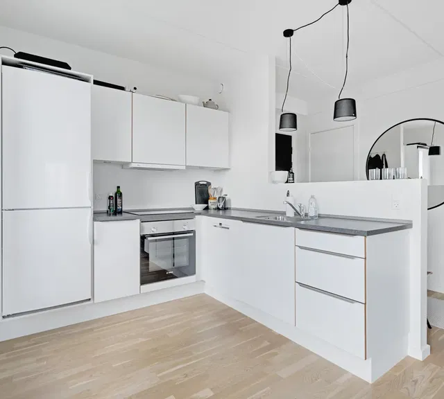 apartment Lys 2-værelses lejlighed med altan og fællesfaciliteter