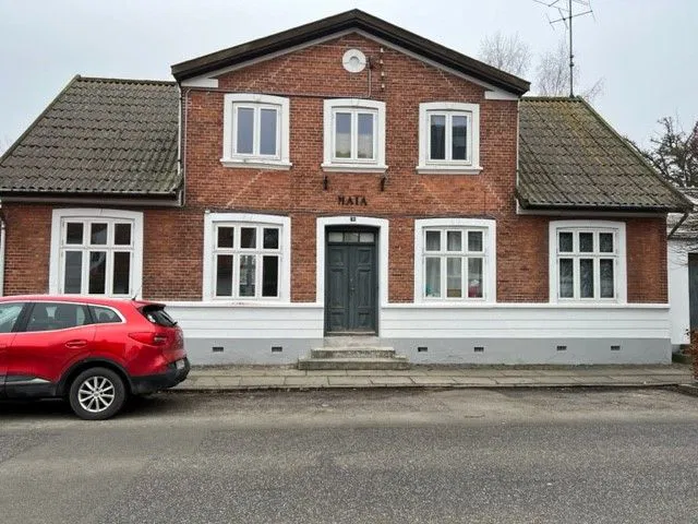apartment Lys og indbydende treværelses bolig ved kanalen
