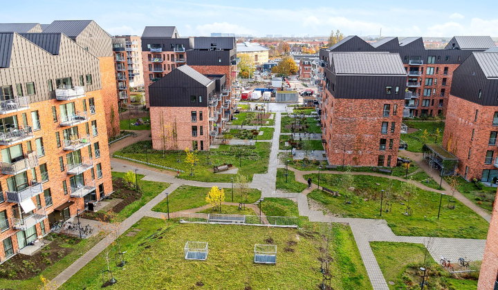 Modern 3-room apartment with balcony - Amperestien, Brøndby - 0