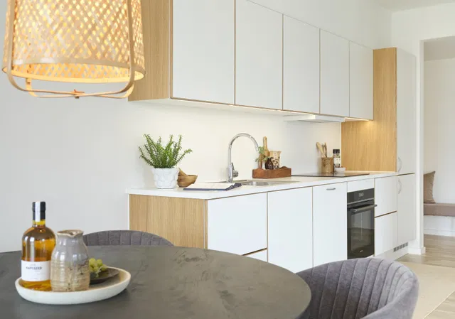 apartment Lys 3-værelses hjørnelejlighed med stor terrasse
