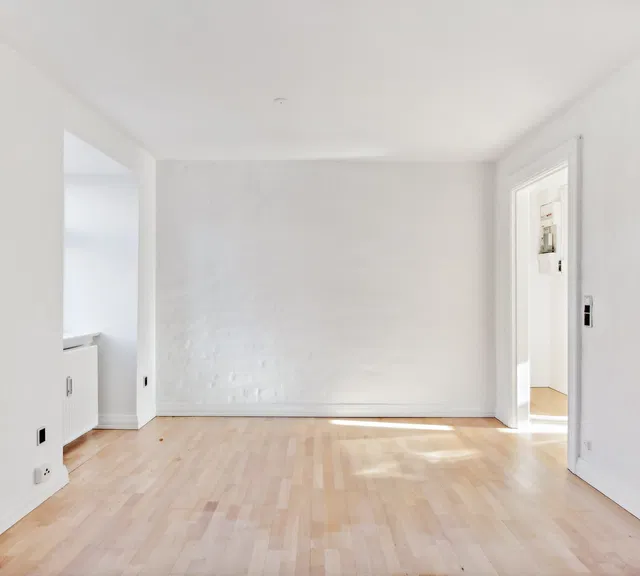 apartment Bright two-room apartment with separate kitchen and dishwasher