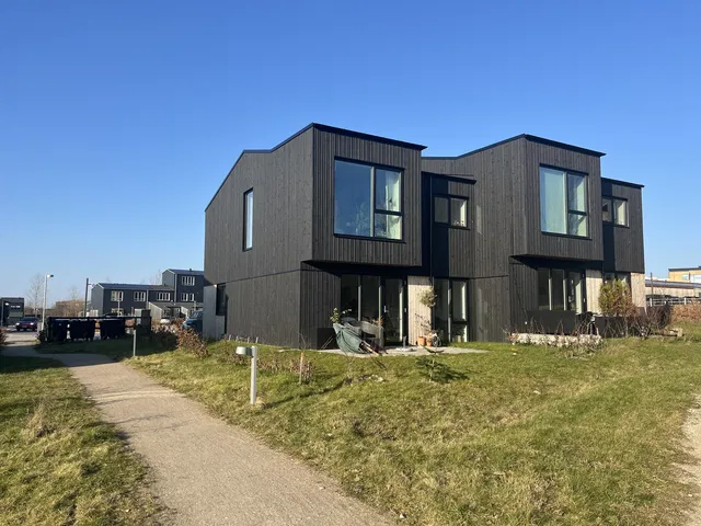 townhouse Modern 141 m² townhouse in Trekroner