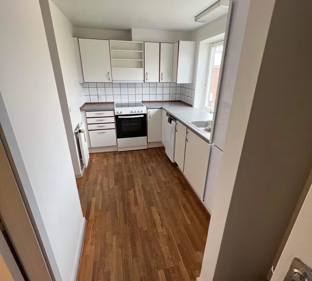 apartment Rummelig 3-værelses lejlighed i Skive midtby