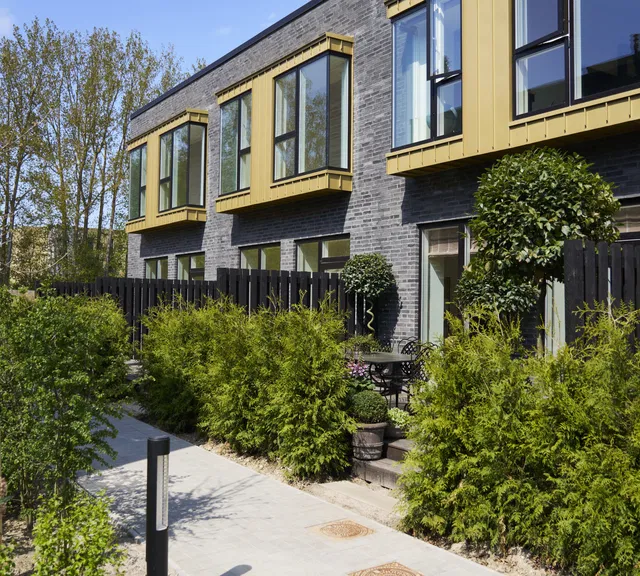 townhouse Moderne rækkehus med terrasse og gulvvarme i Odense M
