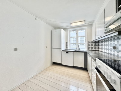 Central 4-Room Apartment with Light and Atmosphere - Nørregade, Nyborg - 2