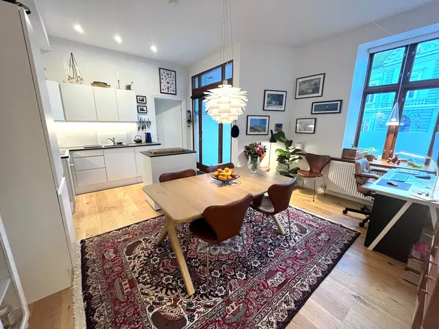 apartment Spændende stuelejlighed med imponerende entréparti