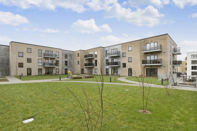 Rummelig 4-værelses bolig i to plan med vestvendt terrasse - Brassøvej, Risskov - 2