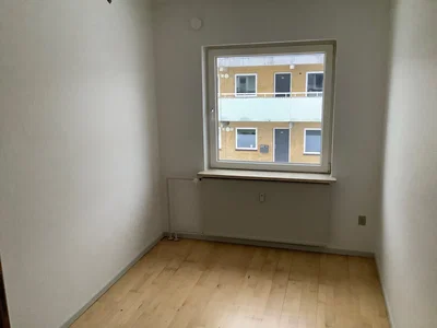 Lys og velindrettet 2-værelses på 46 m2 med parkering, ladestander og vaskekælder – tæt på havn, kultur og caféer - Birke Alle, Middelfart - 3