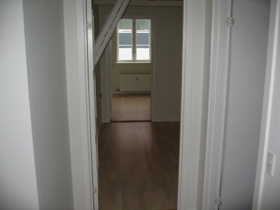 Renoveret 2-værelses lejlighed på 80 m² - Mellemgade, Nyborg - 1