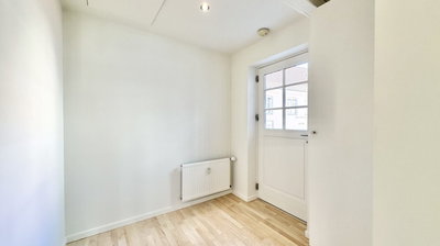 Renovated 2-Room Apartment of 80 m² - Mellemgade, Nyborg - 4