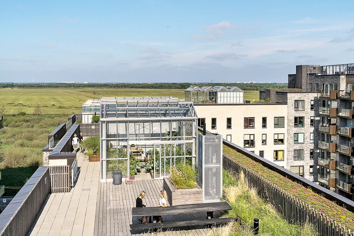 Lys lejlighed med stilrene materialer - Else Alfelts Vej, København S - 0