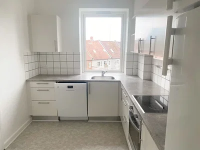 Lys 2-værelses lejlighed tæt på Randers Station - Sjællandsgade, Randers C - 1