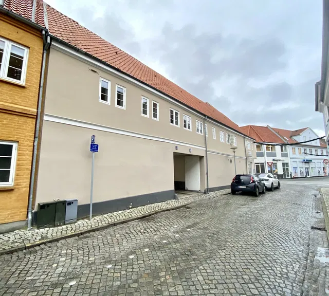 apartment Indflytningsklar lejlighed med moderne køkken i Nyborg