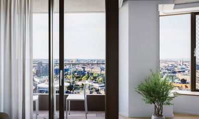 Bo højt og centralt i et unikt boligtårn - Posten, København V - 1