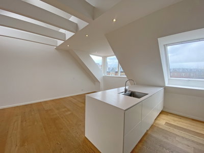 Lys penthouselejlighed med to altaner og parkudsigt - Valby Langgade, Valby - 1
