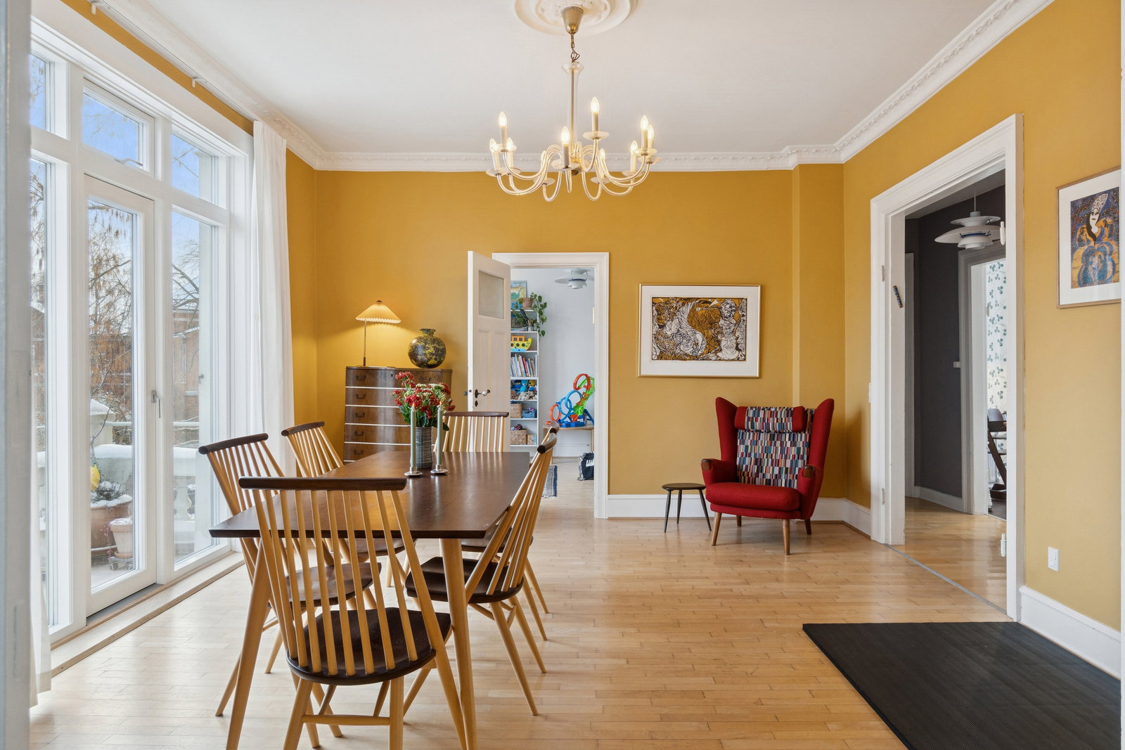 Visual presentation of the listing