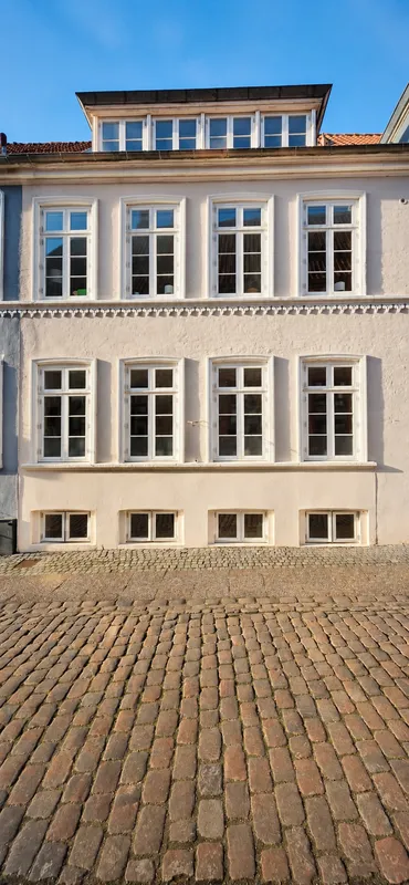 Lys 109 m² lejlighed med have i Haderslev - Kannikepladsen, Haderslev - 0