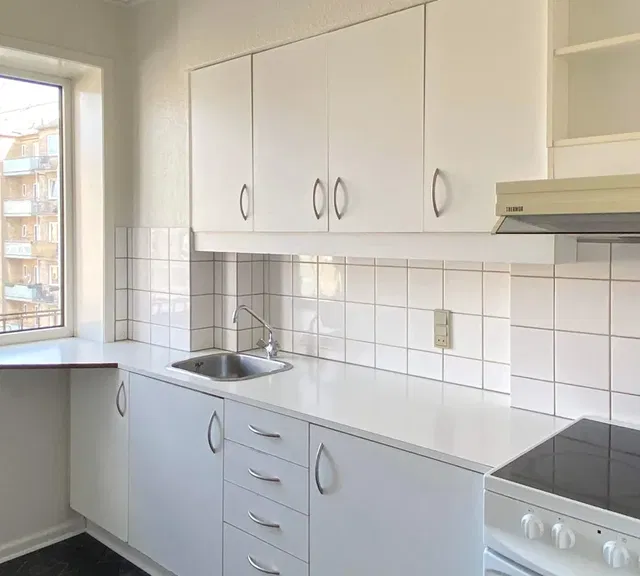 apartment Lys 2-værelses lejlighed med altan i Aalborg