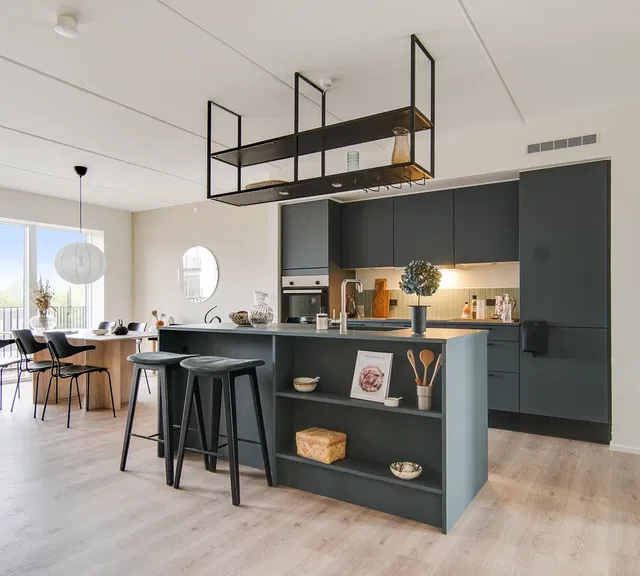 apartment 3-værelses lejlighed med sydvendt altan