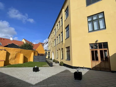 Rummelig 2-værelses lejlighed centralt i Hjørring - Stokbrogade, Hjørring - 2