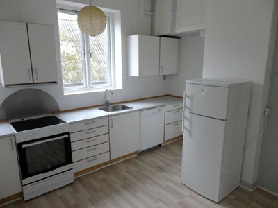 Rummelig 1. sals lejlighed centralt i Nakskov - Søndergade, Nakskov - 1