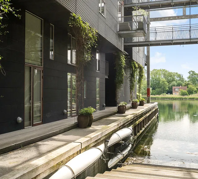 apartment Lys og eksklusiv bolig ved vandet på Holmen