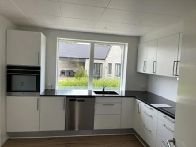 apartment Rummeligt hus på 190 m² med 5 værelser