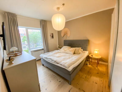 apartment Lys 2-værelses bolig med to altaner