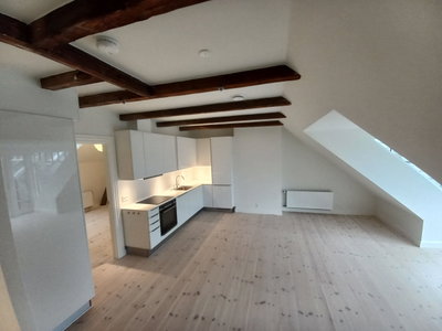 3-værelses taglejlighed i Jernbanehuset - Jernbanegade, Odense C - 3