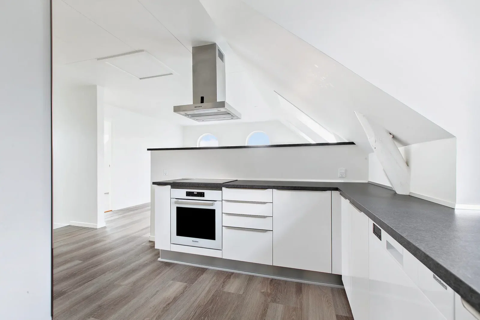 apartment Hyggelig 2-værelses bolig nær skov og strand