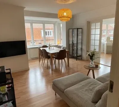 apartment Lys 3-værelses lejlighed med charme i Aalborg Vestby