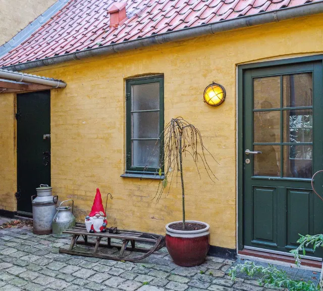 apartment Hyggeligt byhus i baggård