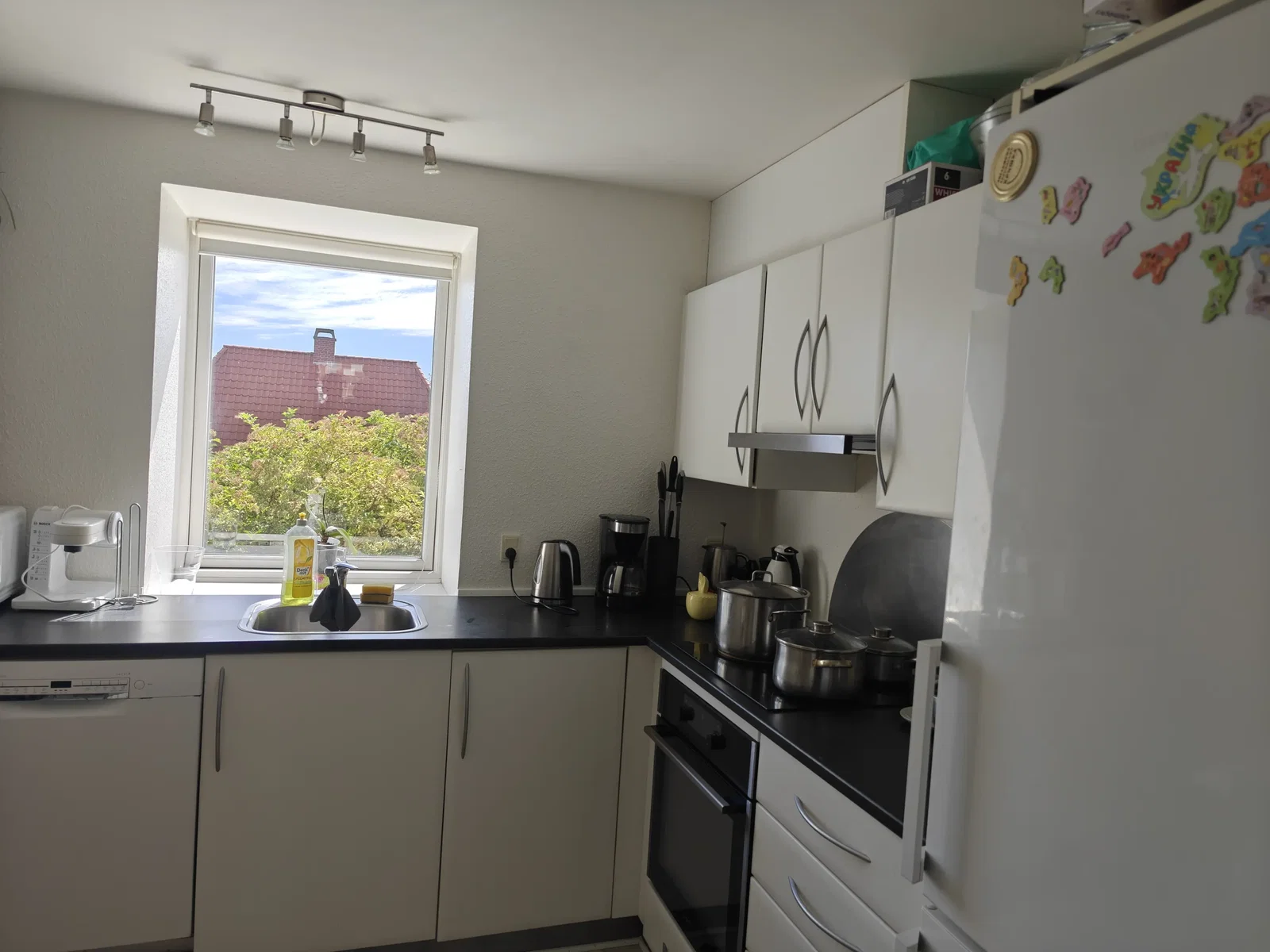 Bright 2-Room Apartment in a Quiet Neighborhood – photo 3
