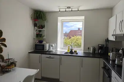 Bright 2-Room Apartment in a Quiet Neighborhood – photo 2