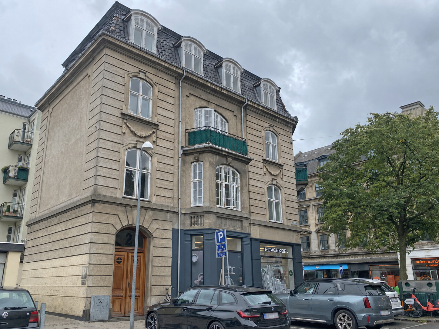apartment Lys og herskabelig 256 m² lejlighed på Frederiksberg